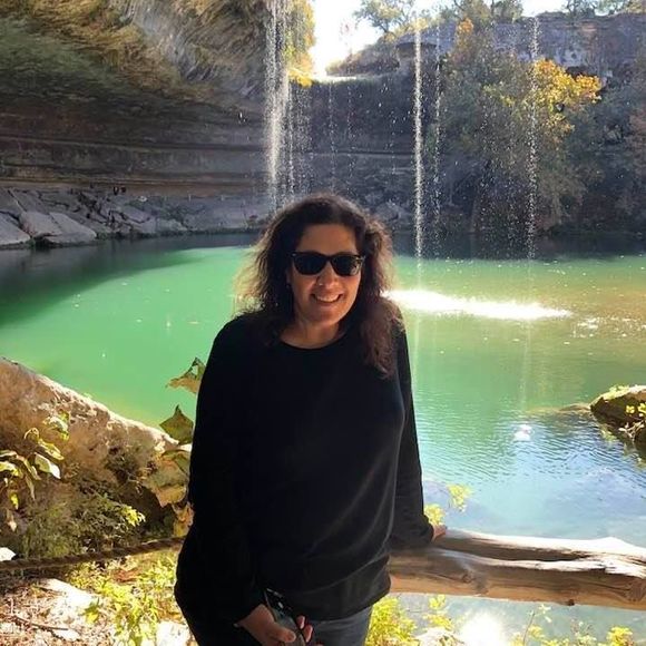 Meet your Posher, Christine - Picture 1 of 1